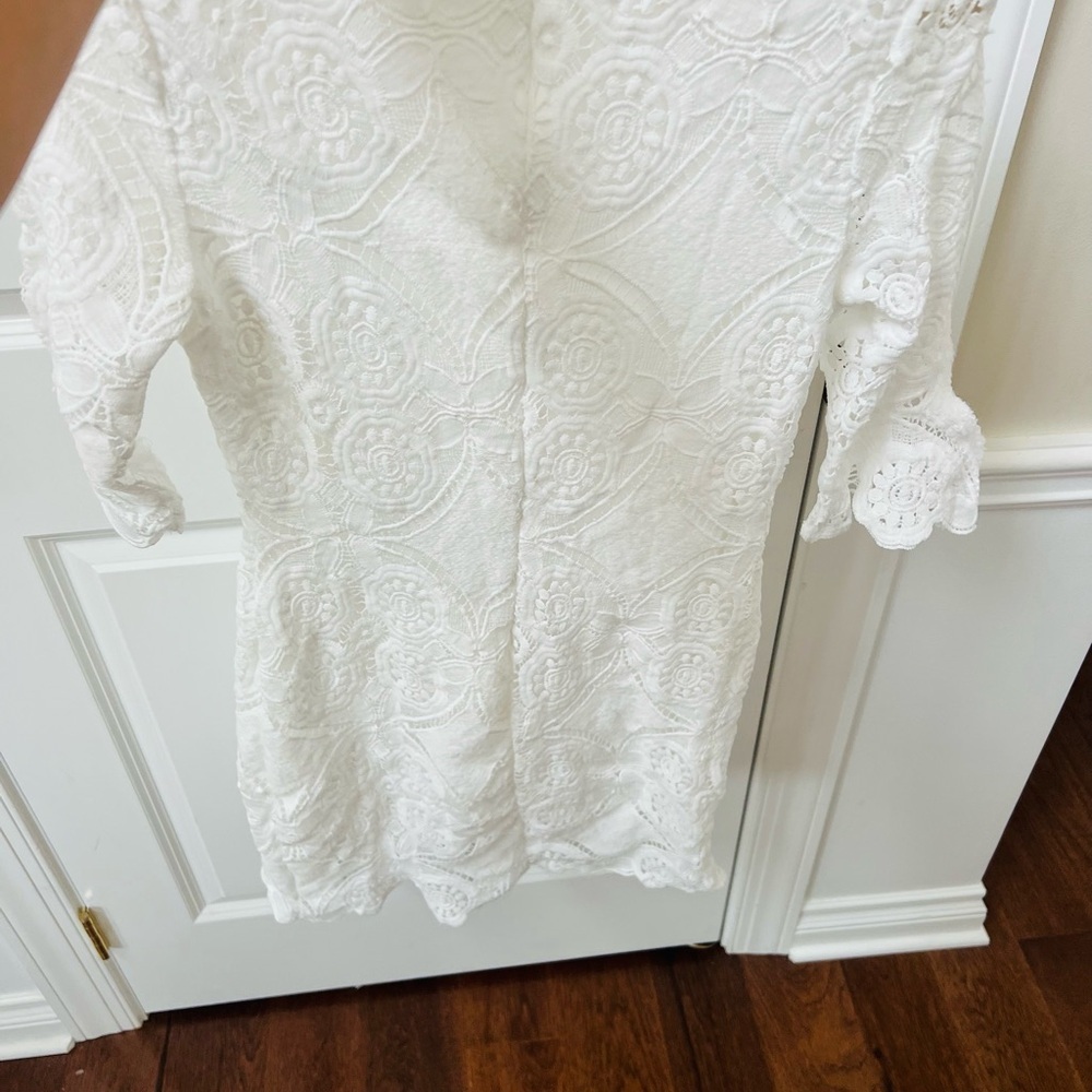 Elegant White Lace Long Sleeve Dress - Picture 6 of 8